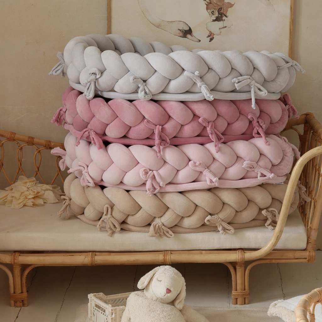 Gnijezdo za bebe s odvojivom pletenicom